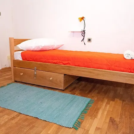 Hostel Four Corners